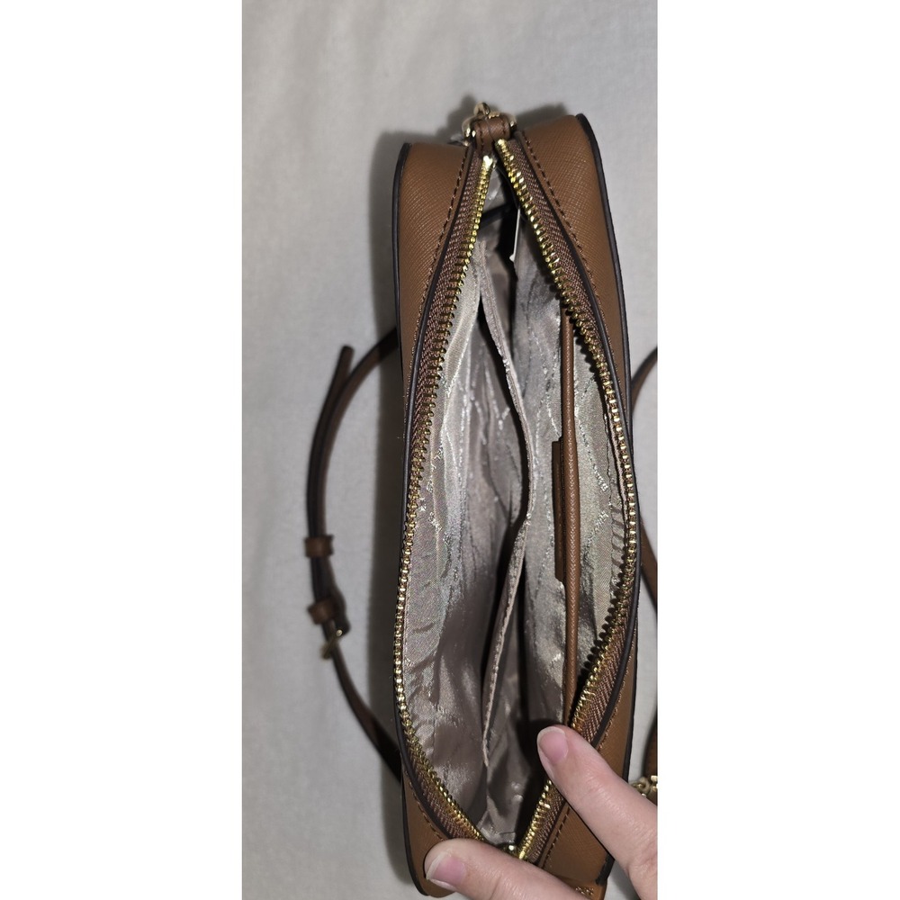 New Michael Kors Jet Set Travel Med Dome Brown Saffiano Leather Crossbody Purse‎ - Picture 15 of 16